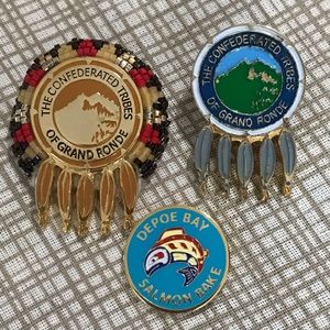 Lot of Three Pins; Confederared Tribes Grand Ronde